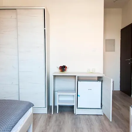 Domus Albus Ζαντάρ